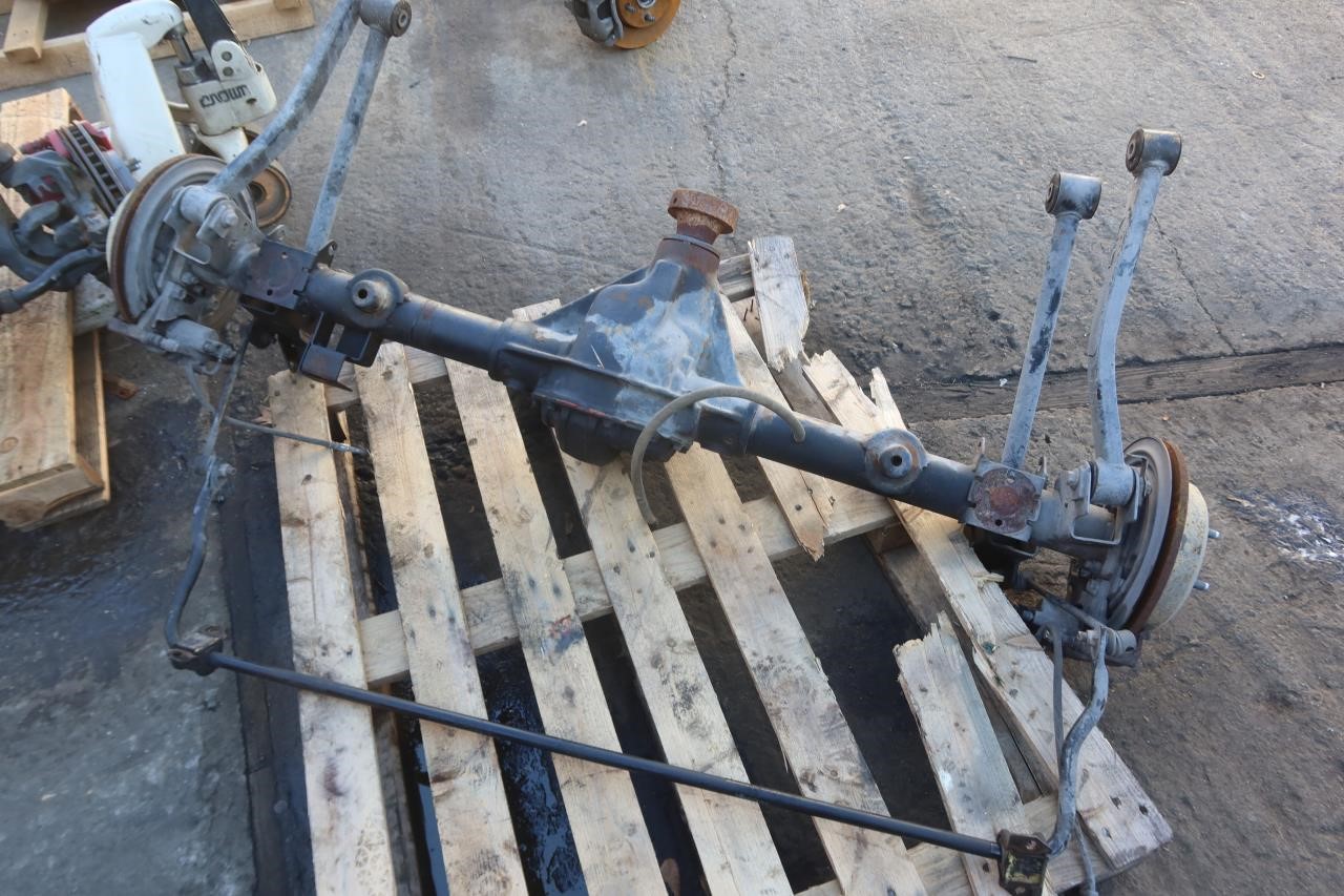 2017 Jeep Wrangler JK Rubicon Recon OEM Rear Axle 4.10 Differential