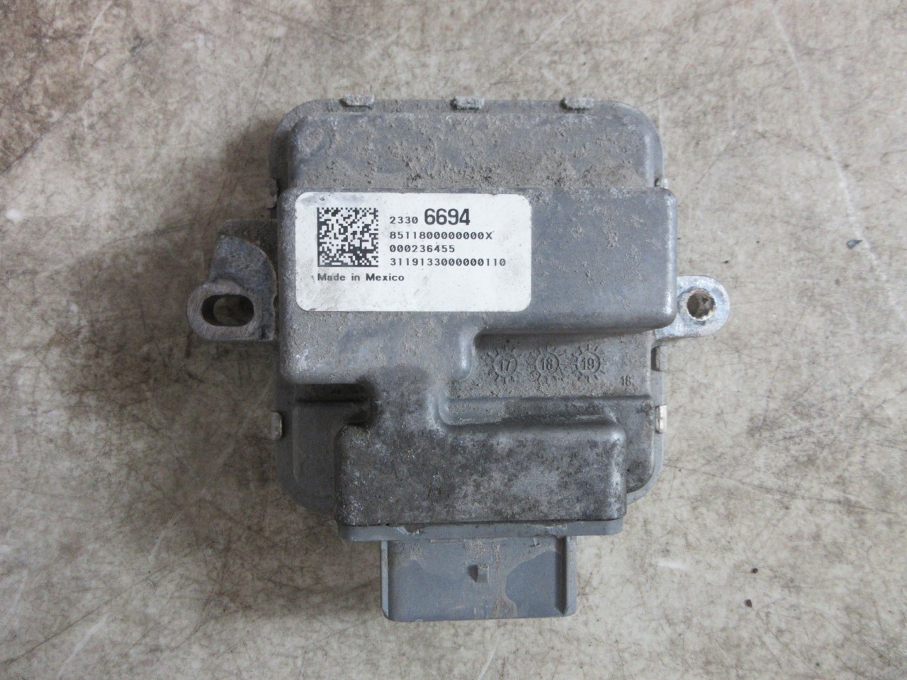 2019-2024 Chevrolet Silverado OEM Trailer Brake Power Control Module 23306694