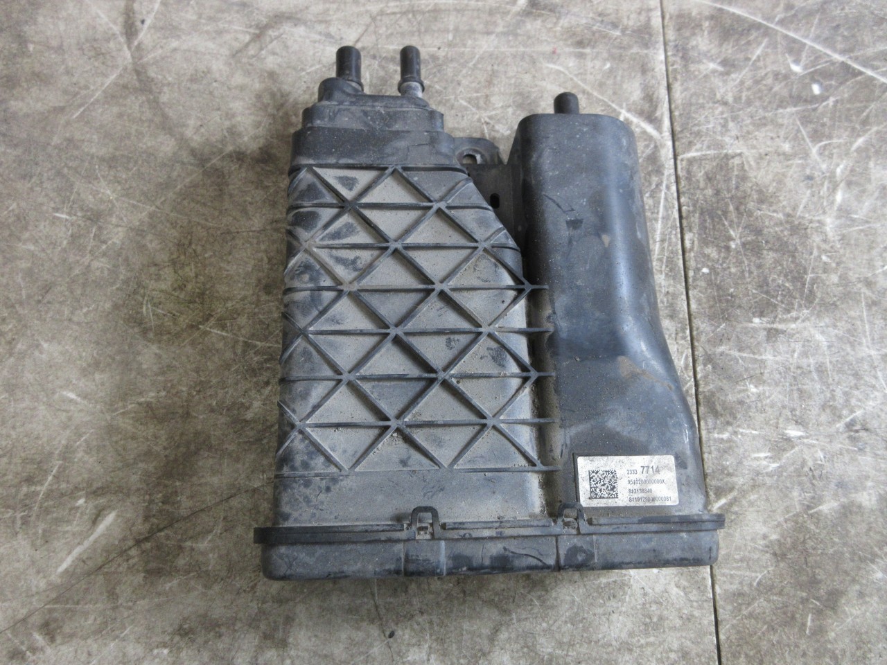 2019-2025 Chevrolet Silverado OEM Charcoal Evap Fuel Vapor Canister 23337714