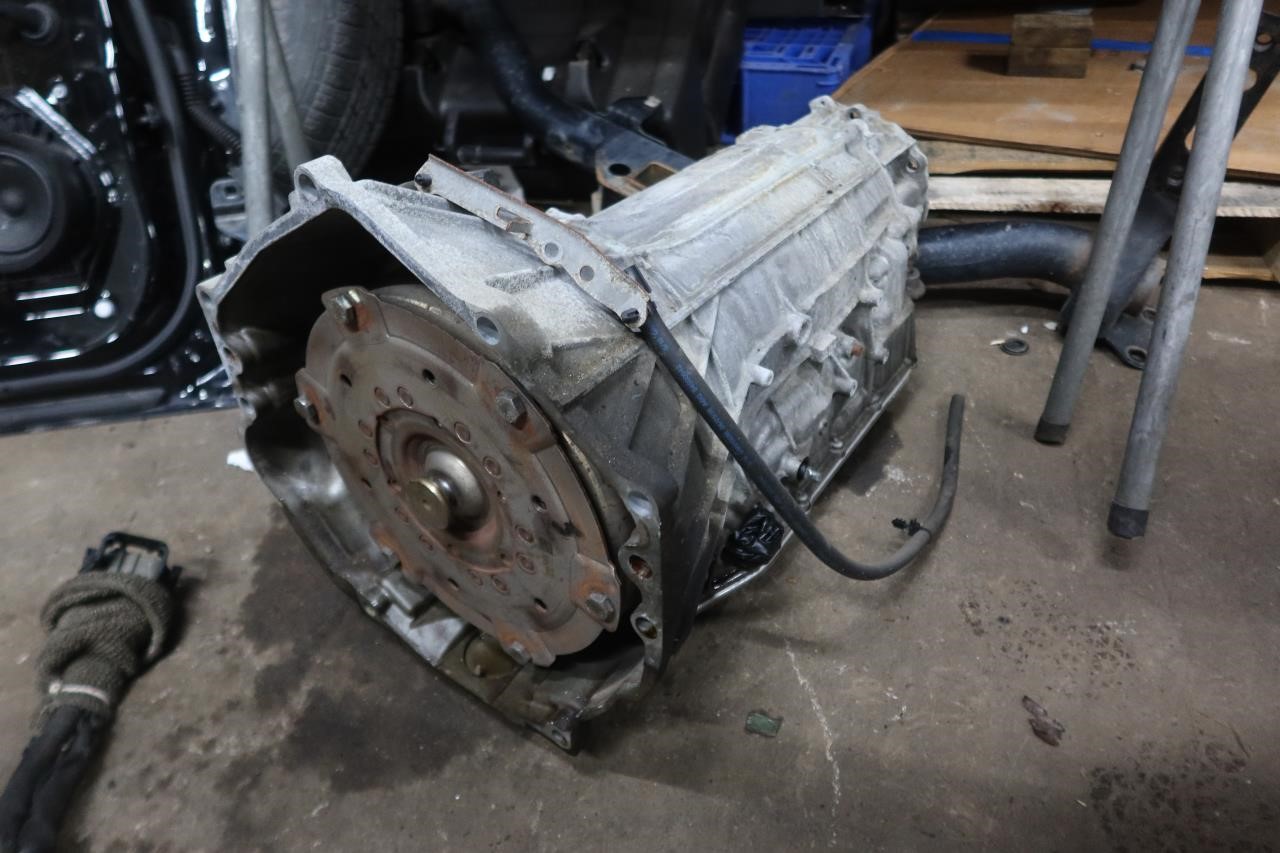 2019 Chevy Silverado 1500 5.3L OEM 8 Speed 4x4 Transmission 24279036