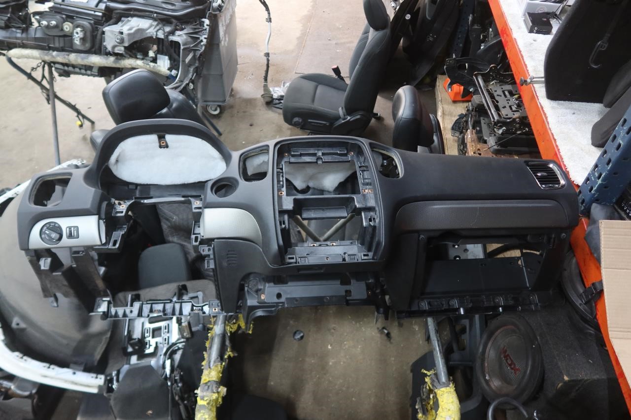 2014-2020 Dodge Durango OEM Dashboard Dash Instrument Panel w/ Bag 68195937