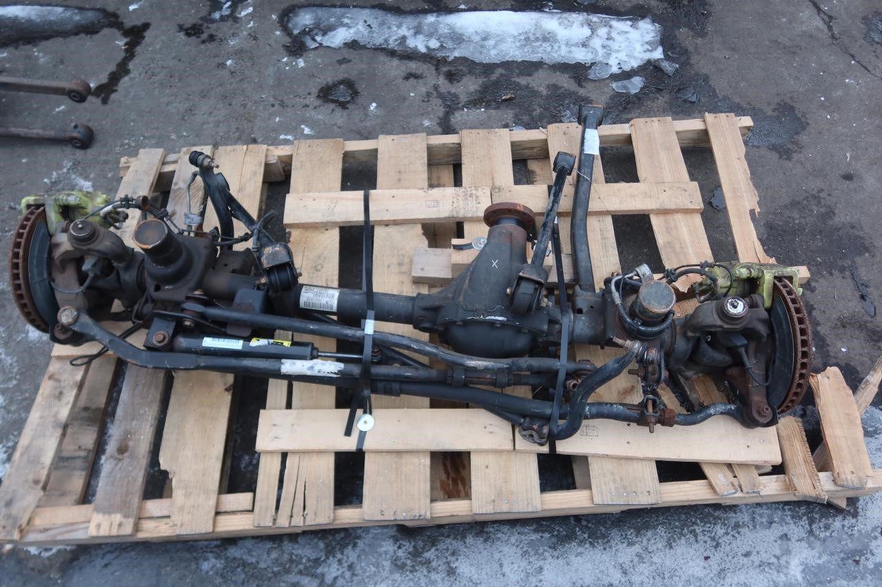 2007-2018 Jeep Wrangler JK JKU OEM Front Differential Axle Dana 30 3.73 Ratio