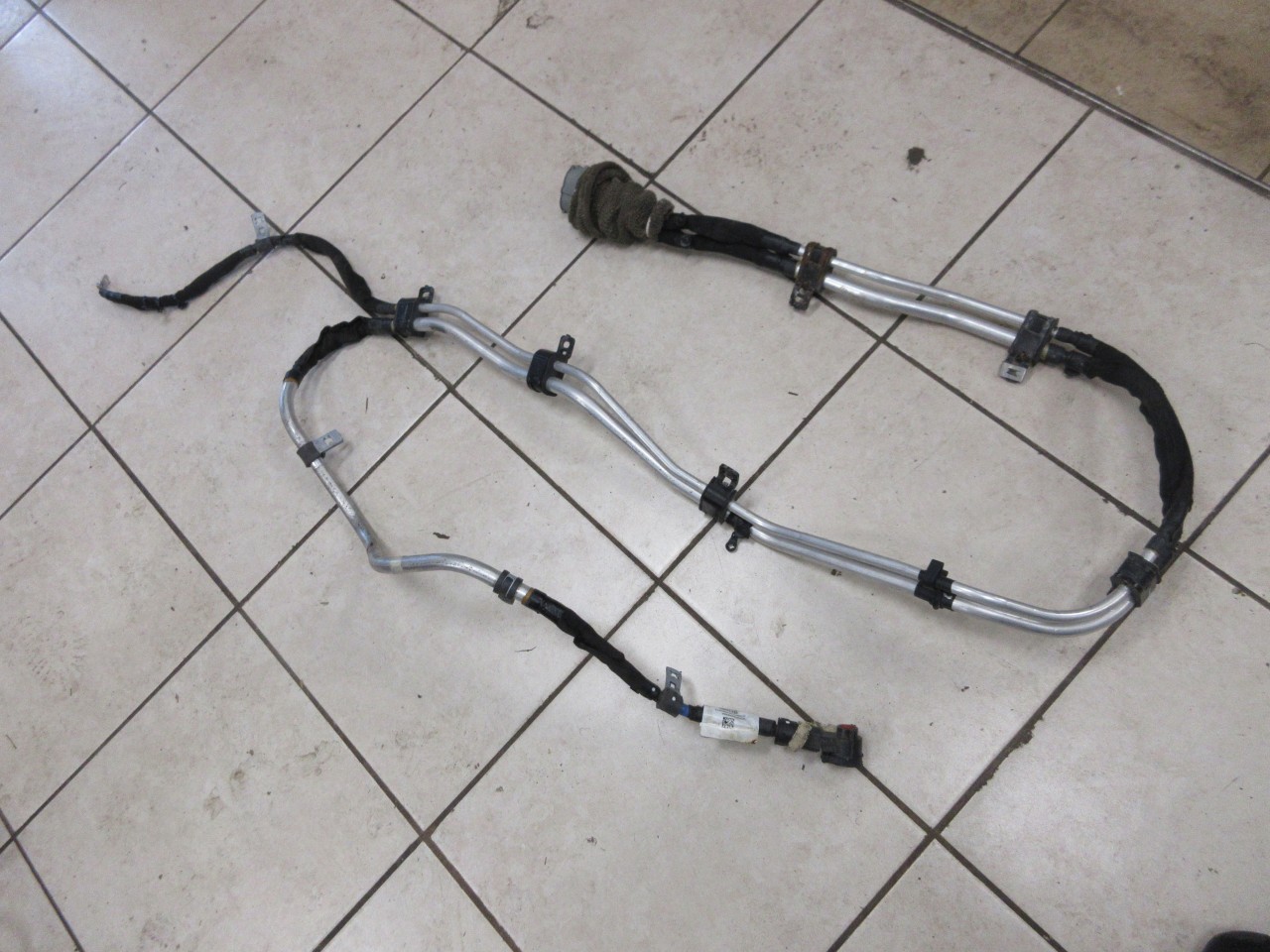 2021-2023 Jeep Wrangler JL OEM Battery Wiring Harness 68505085