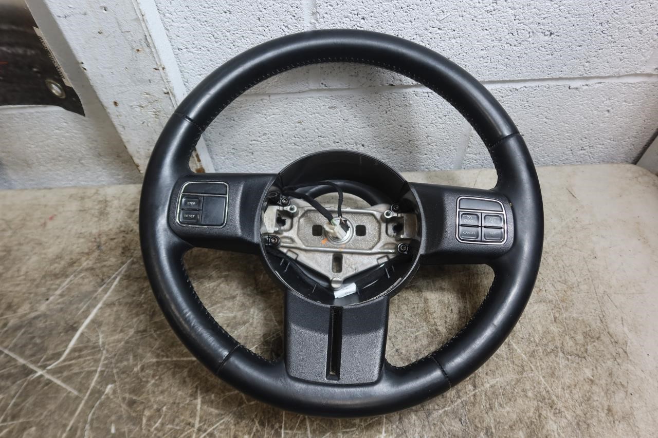 2011-2018 Jeep Wrangler JK JKU OEM Steering Wheel w/ Controls 1QJ87DX9AL