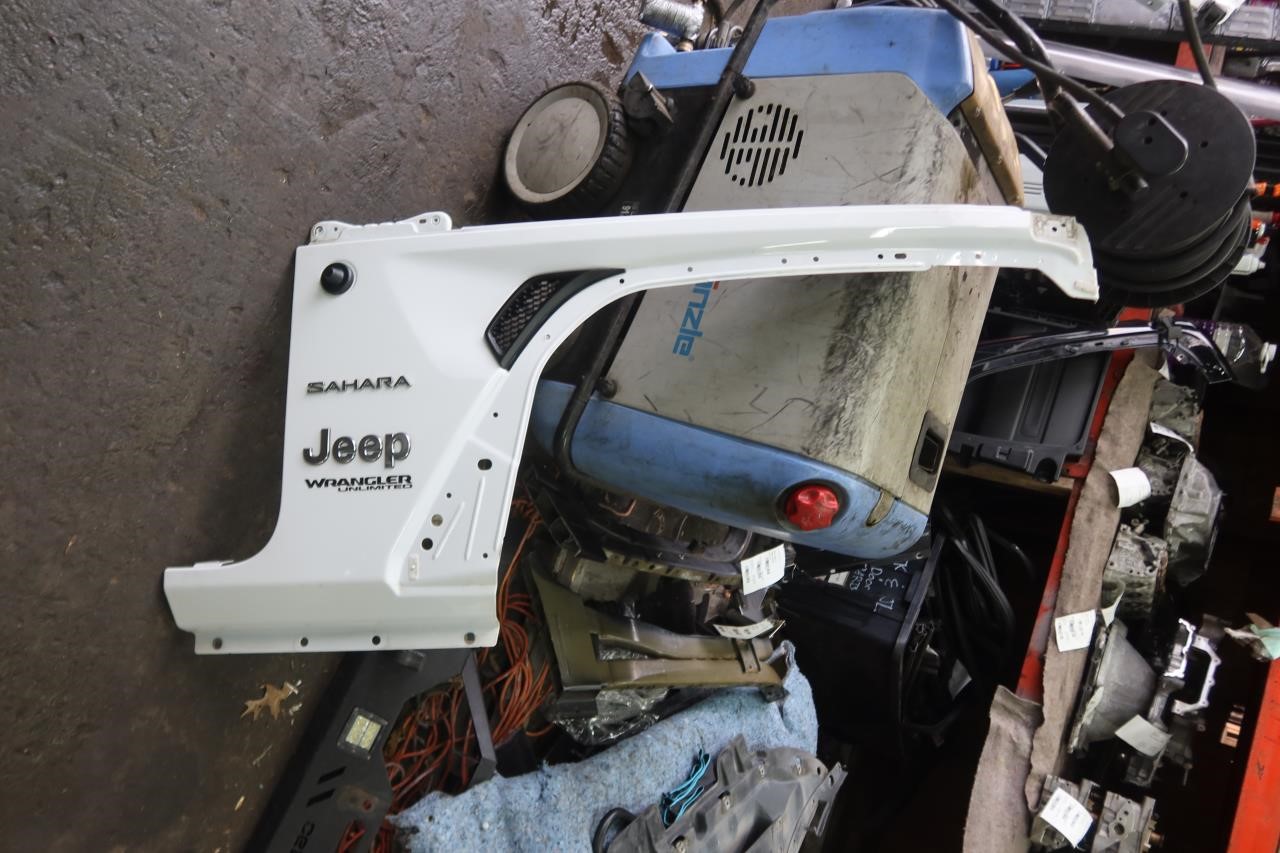 2018-2026 Jeep Wrangler JL OEM Front Right RH Passenger Fender 68281946