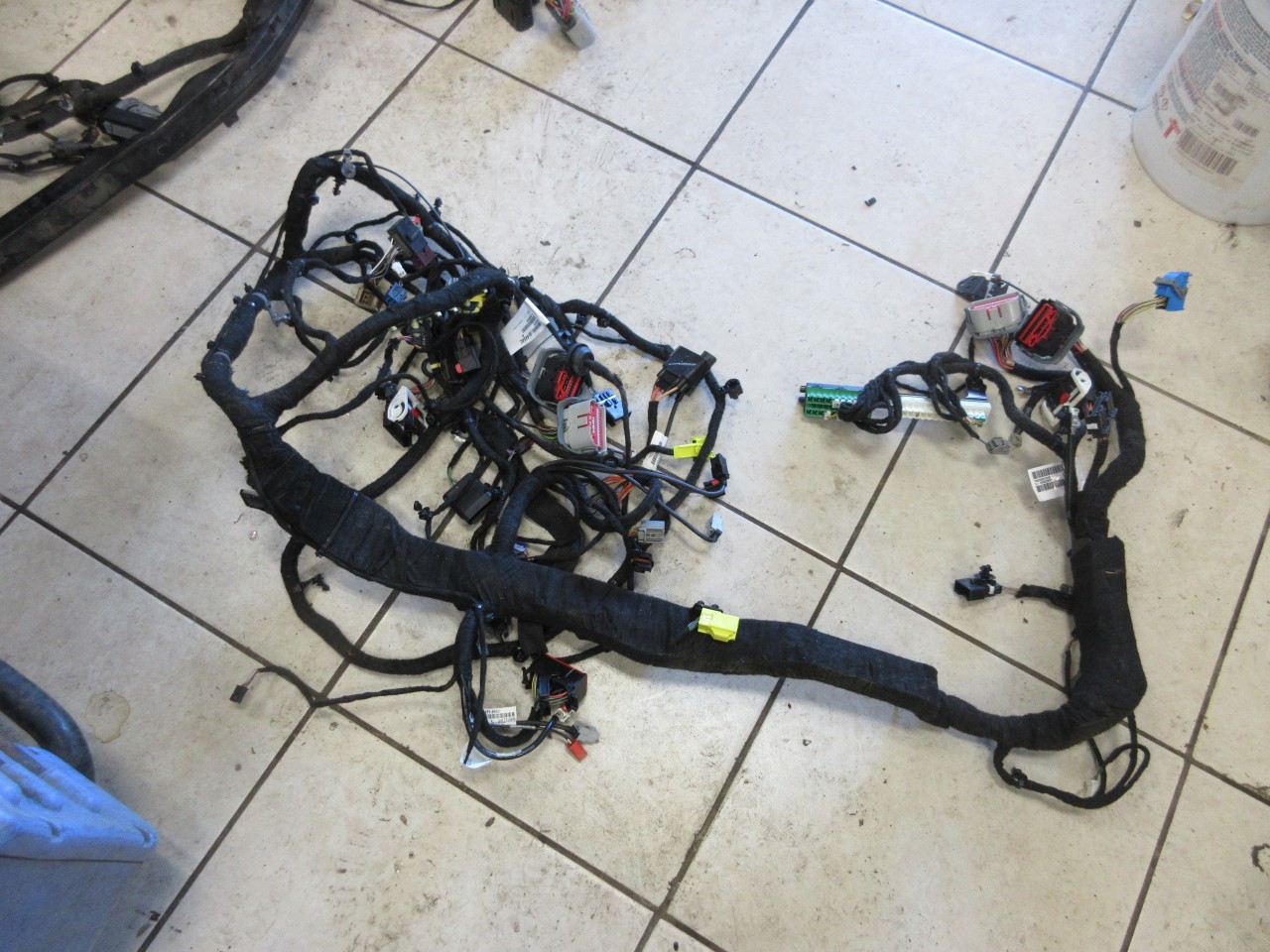 2018 2019 Jeep Wrangler OEM Dash Instrument Panel Wire Wiring Harness 68350819