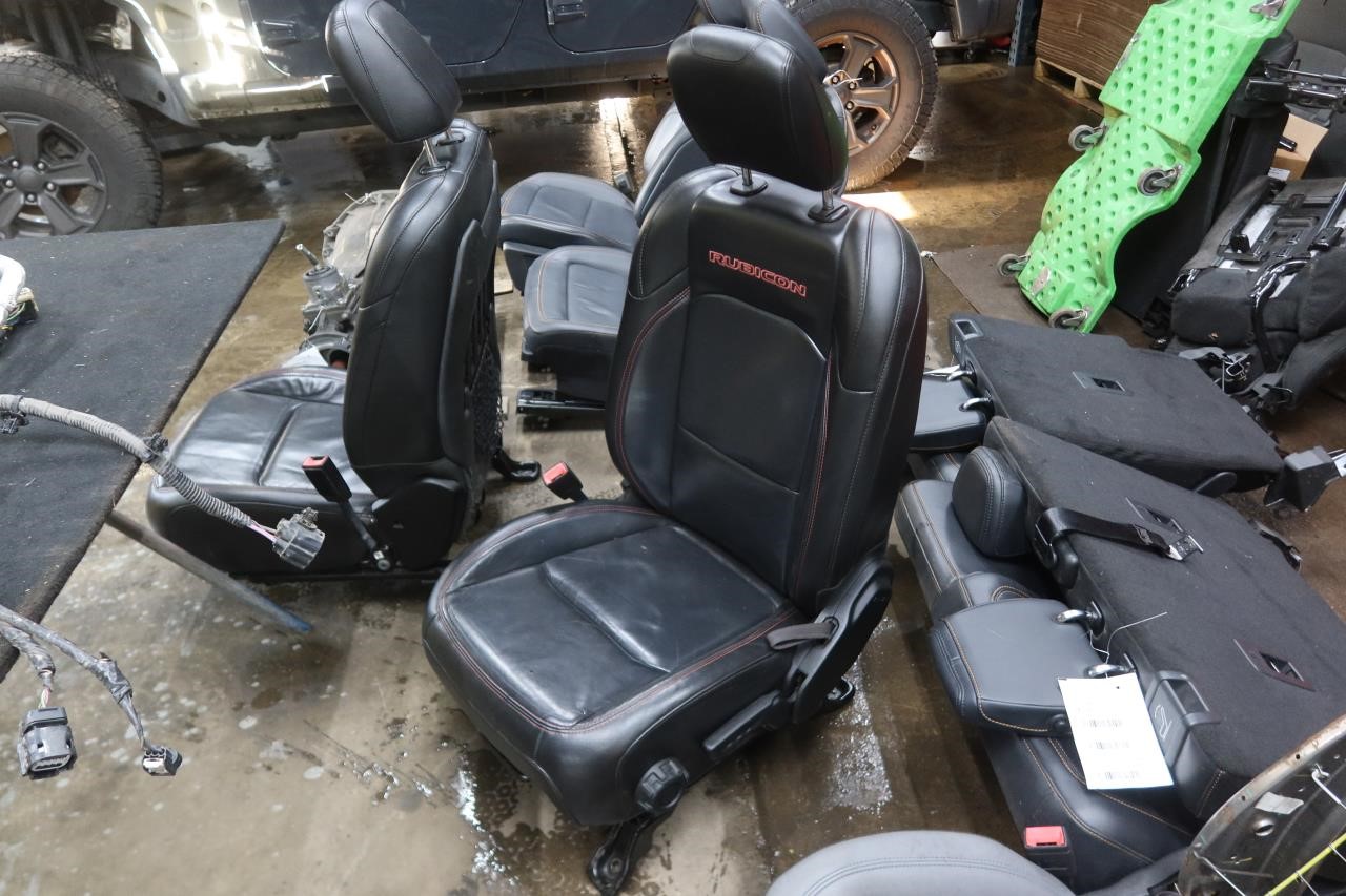 2018-2023 Jeep Wrangler Rubicon OEM Front Left Driver Seat Black Red Leather