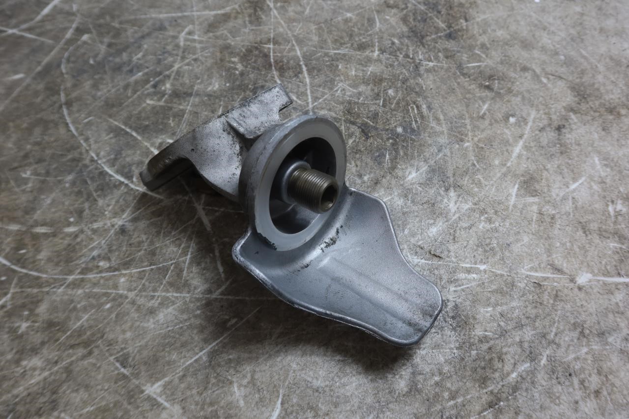 2011-2016 Dodge Durango 5.7L OEM Engine Oil Filter Adapater 53013680 / 53013678