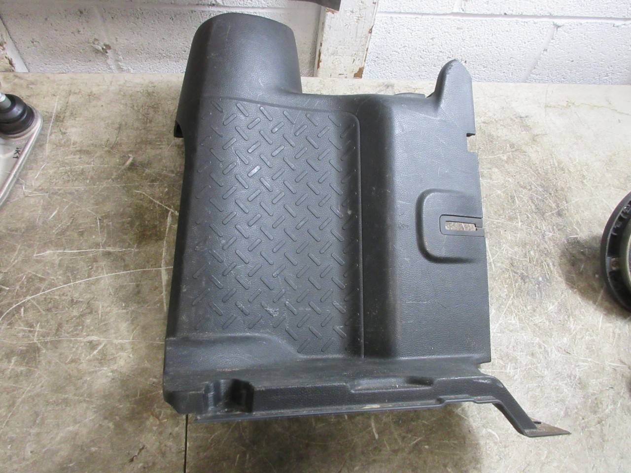 2011-2018 Jeep Wrangler JK OEM Right Passenger Quarter Panel Trim 5XL57