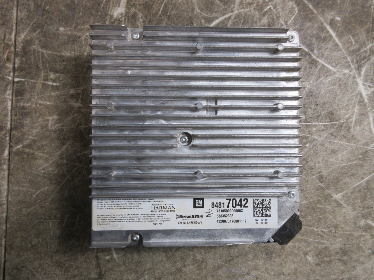 2020 Chevy Silverado OEM Radio Audio Receiver Module 84817042