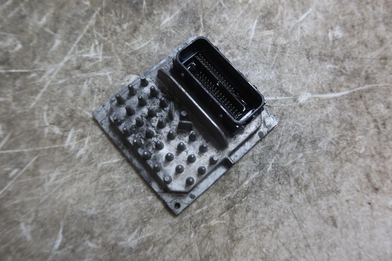 2019 2020 Chevy Silverado 1500 5.3L OEM Transmission Control Module TCM TCU 24043403