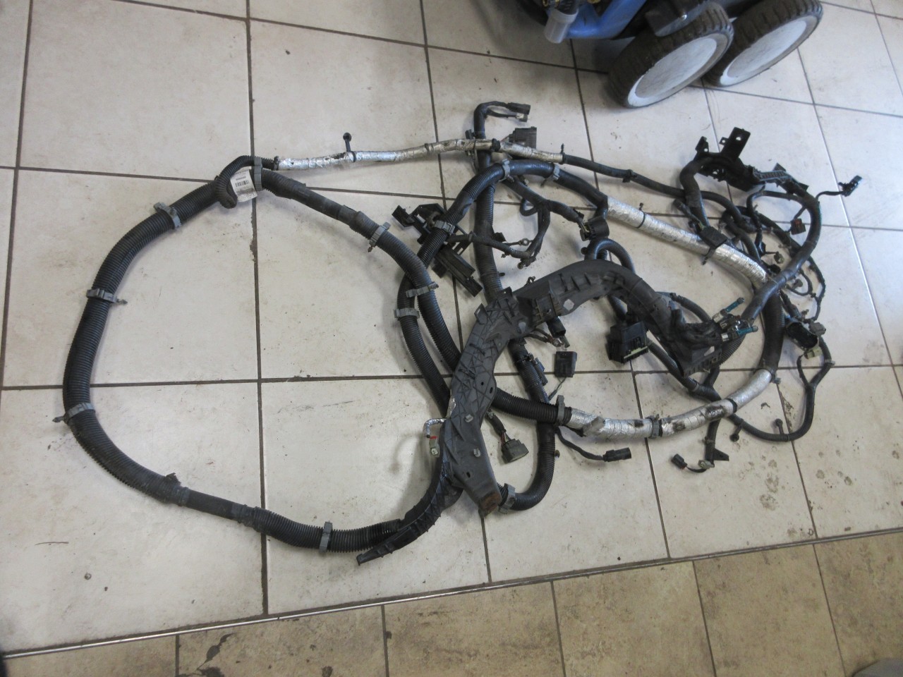 2021 Chevrolet Silverado OEM F Chassis Body Wiring Harness 84765056