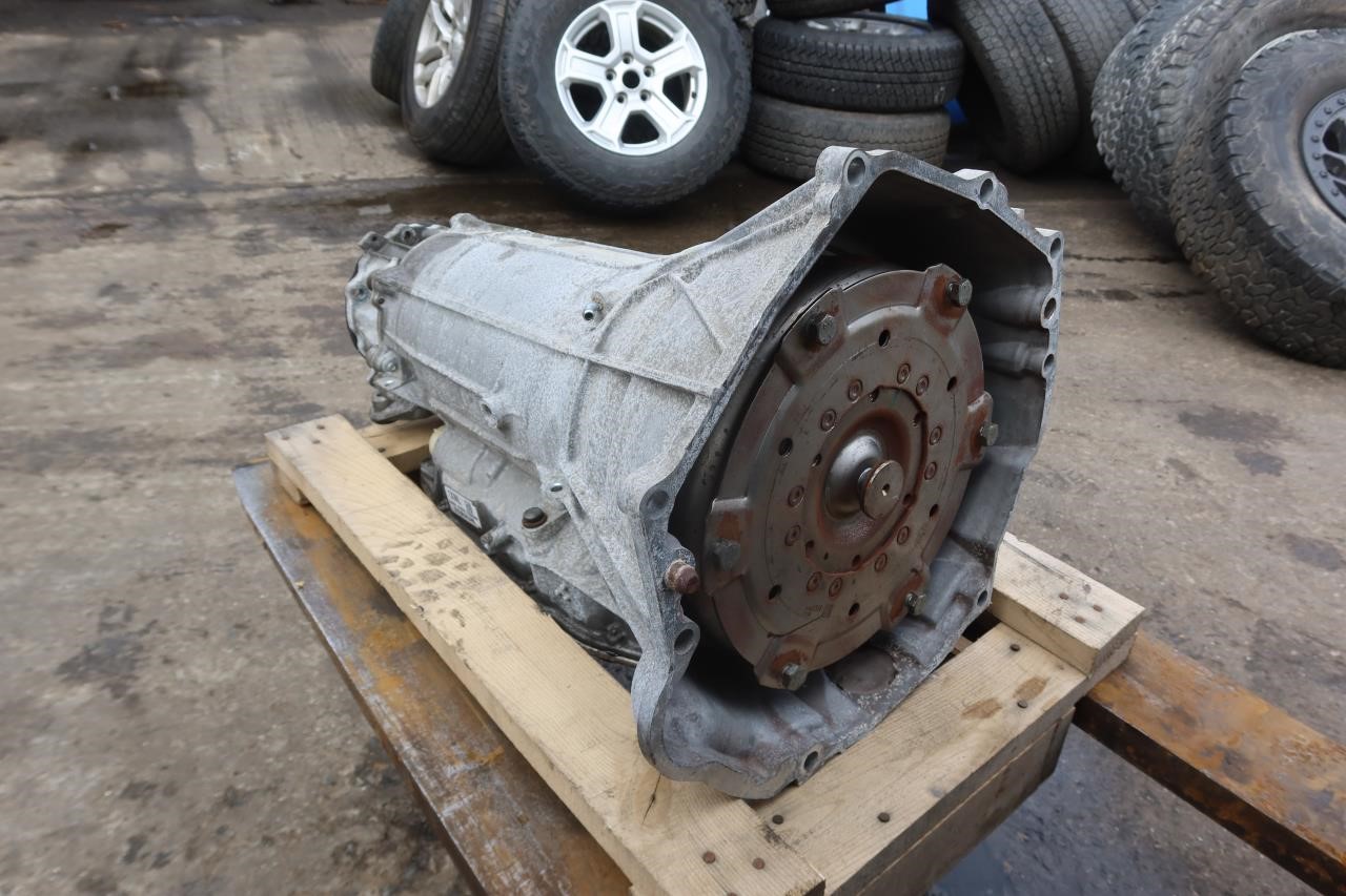 2020-2022 Chevy Silverado OEM 8 Speed Transmission 4x4 24289598 8L90