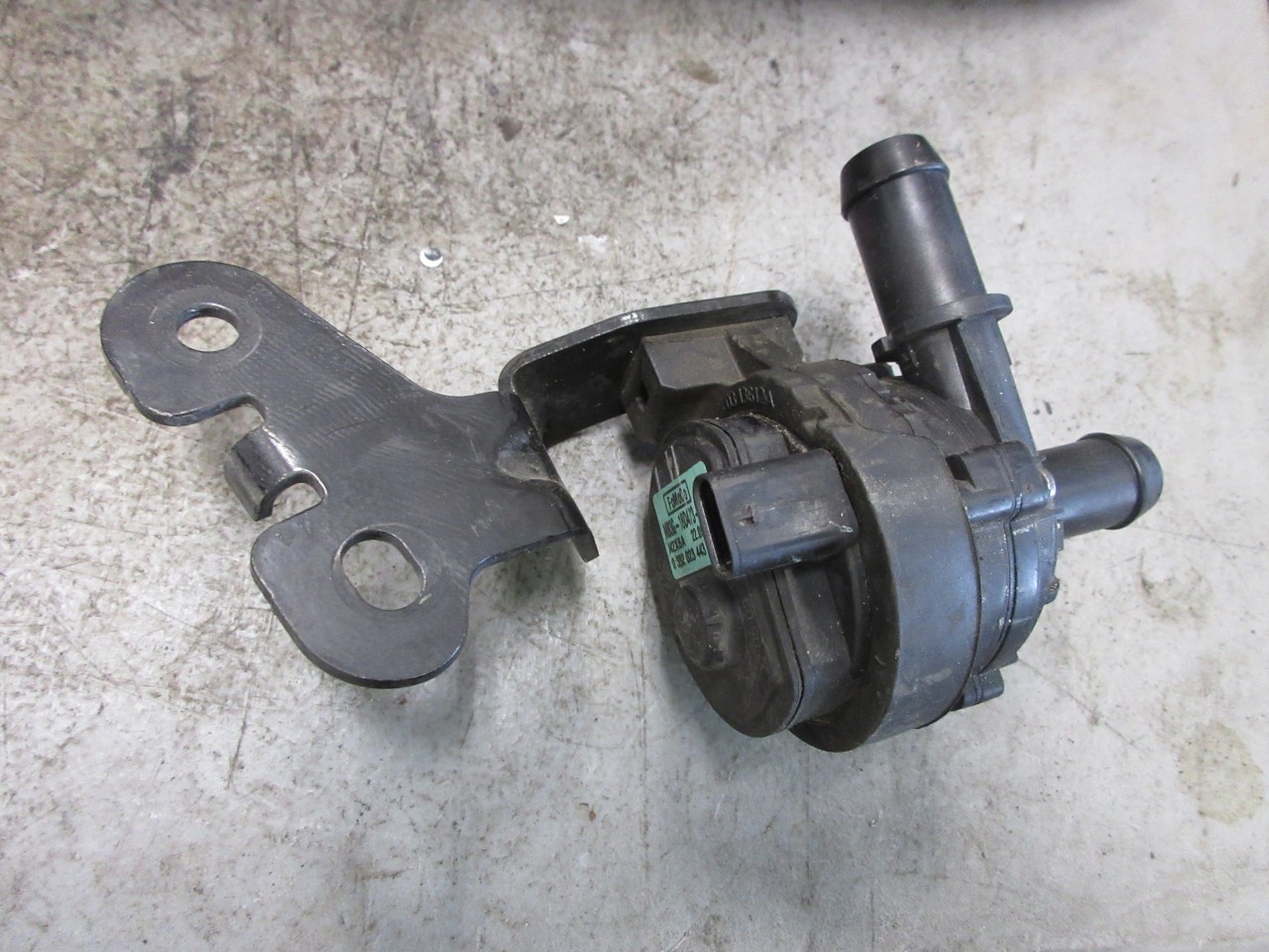 2021-2025 Ford Bronco OEM Auxiliary Engine Coolant Pump MB3G-18D473-AB