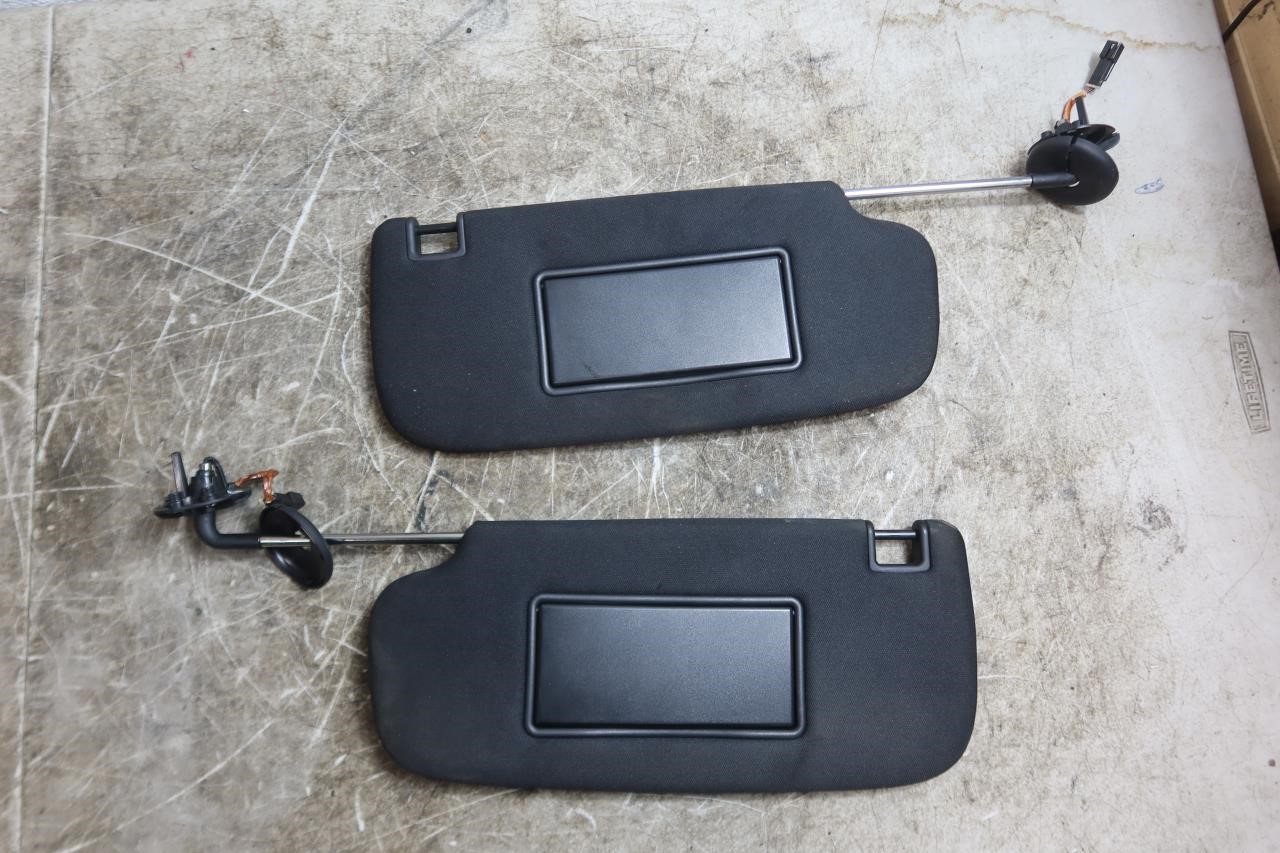 2014-2023 Dodge Durango Jeep Grand Cherokee OEM Left Right Sun Visor