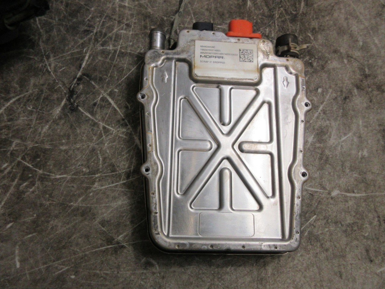 2021-2025 Jeep Wrangler JL Hybrid OEM 2.0L Battery Warmer 68443445