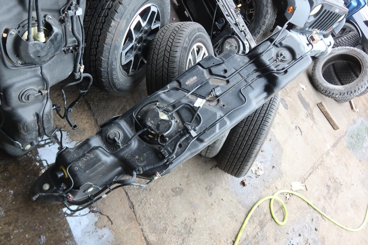 2021-2025 Ford Bronco 4 Door OEM Fuel Gas Tank w/ Pump NB3G-9002-EA