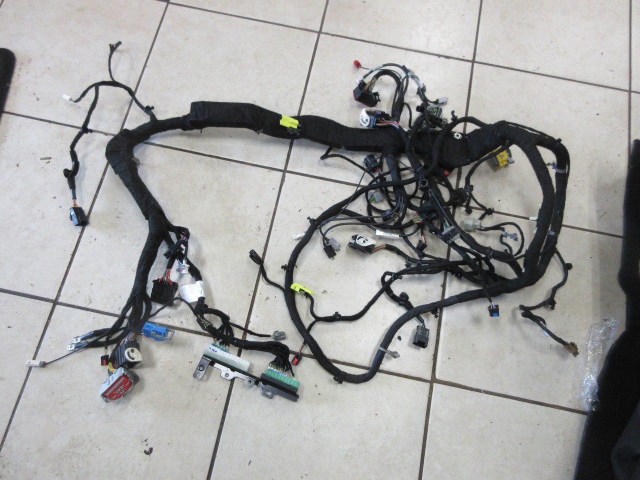 2021 Jeep Wrangler JL OEM Instrument Panel Dash Wiring Harness 68489531