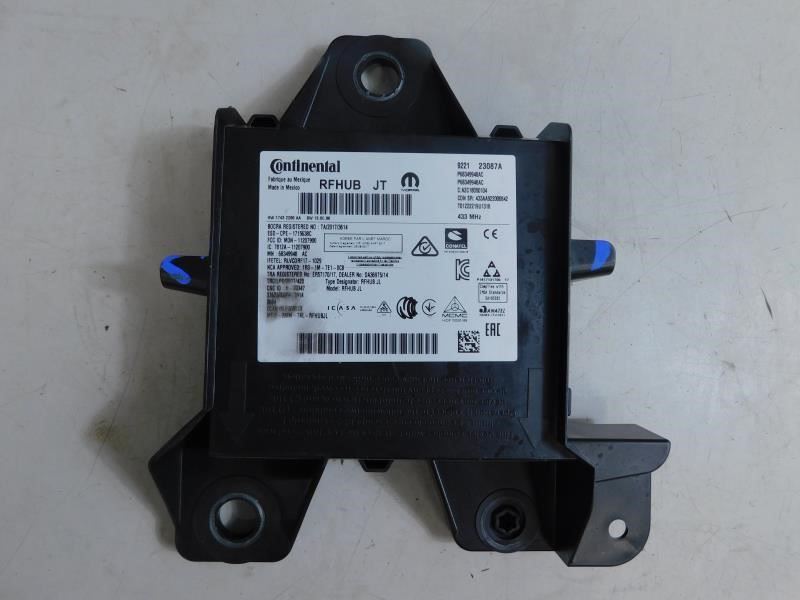 2018 2019 Jeep Wrangler JL 4 Door Fuel Tank Assembly OEM 52030066 52029749