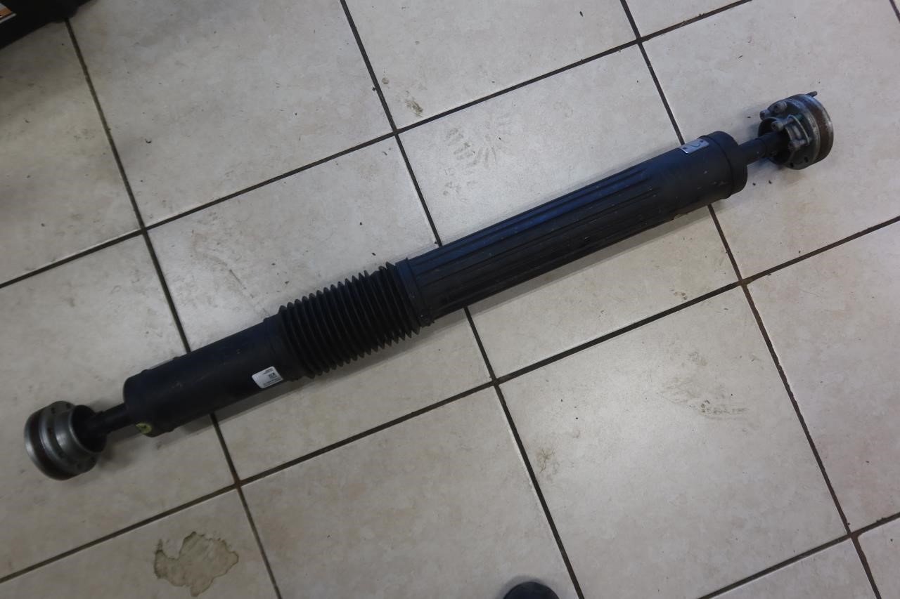 2018-2023 Jeep Wrangler JL OEM Rear Drive Shaft Assembly 68272547