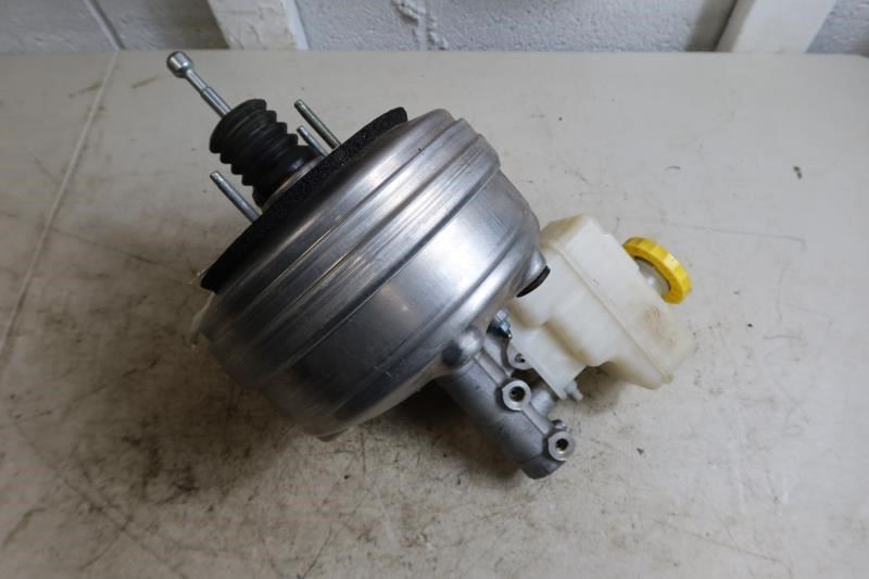 2018-2023 Jeep Wrangler JL OEM Brake Booster w/ Master Cylinder 68432759