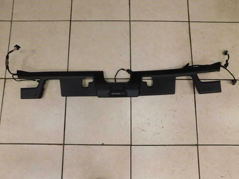 2018-2020 Jeep Wrangler JL Windshield Header Trim Mopar 6NS39TX7AA / 6NS38TX7AD