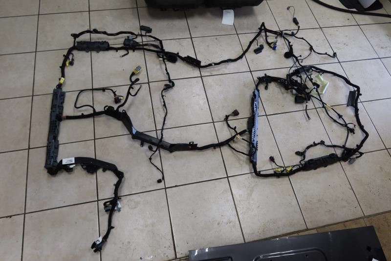2018 Jeep Wrangler JL OEM Body Chassis Wire Wiring Harness 68350673