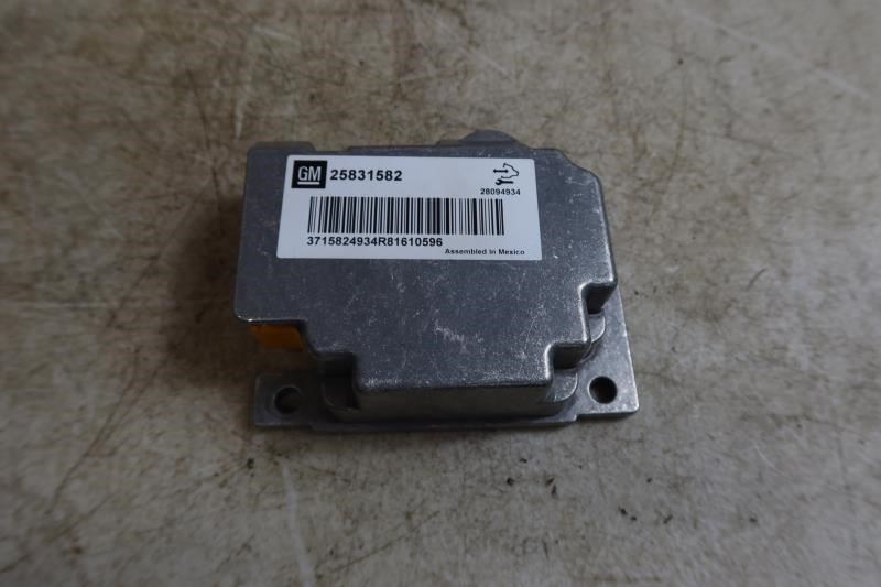 2006 2007 2008 2009 Cadillac XLR OEM Cruise Control Module 25831582