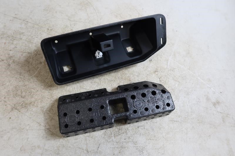 2020 2021 2022 Jeep Gladiator JT OEM Storage Bin Single 6LY04TX7AD