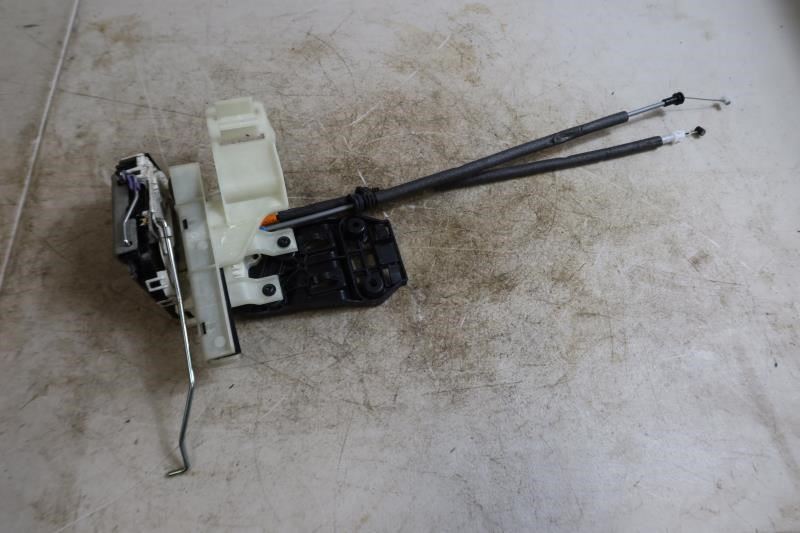 2018-2025 Jeep Wrangler Gladiator OEM Front Right Passenger Door Latch 68282954

3 on one side - 