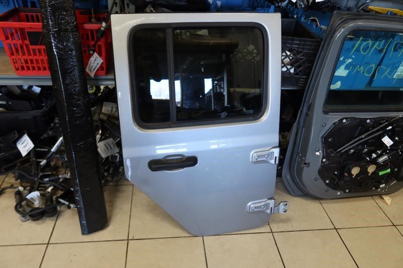 2018-2022 Jeep Wrangler Gladiator OEM Rear Right Passenger Door Assembly Power
