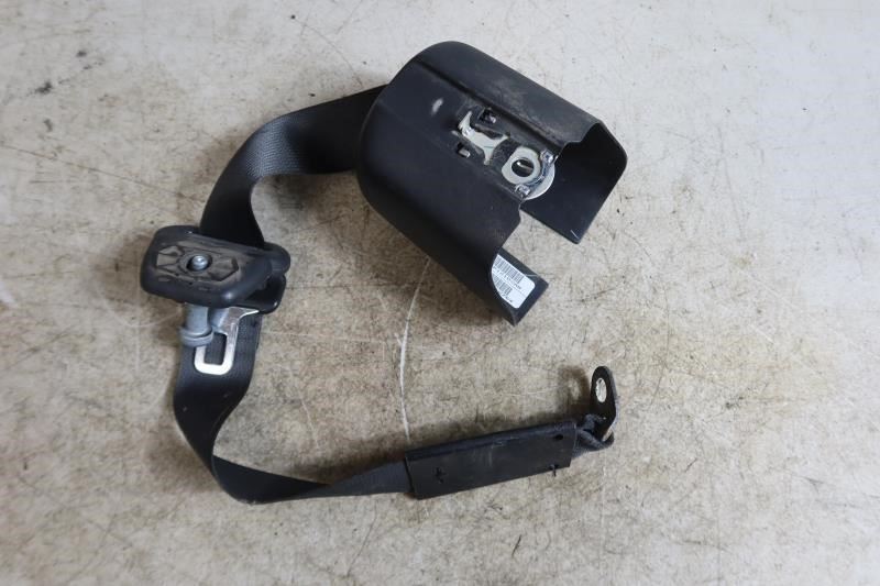 2007 2008 2009 2010 Jeep Wrangler JK OEM Rear Seat Belt 5KP121DVAB

JH5174 / JH2768 / RS1240