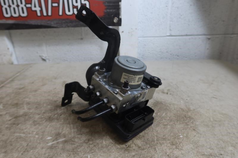 2020 2021 Chevrolet Express 2500 OEM ABS Anti Lock Brake Module Pump 84575020