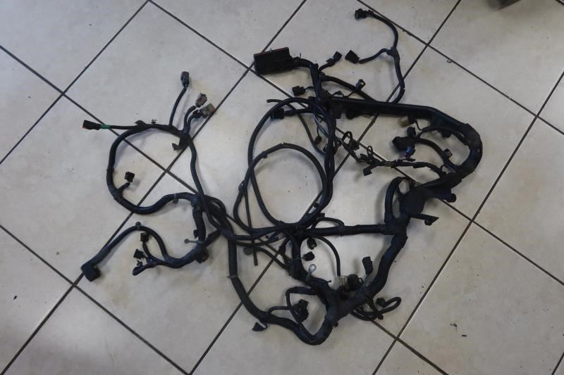 2004 Jeep Wrangler TJ 4.0L OEM Engine Motor Wire Wiring Harness 56044454