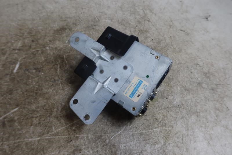 1987 1988 Nissan 300ZX OEM Steering Wheel Receiver Switch Module 25698-01P20